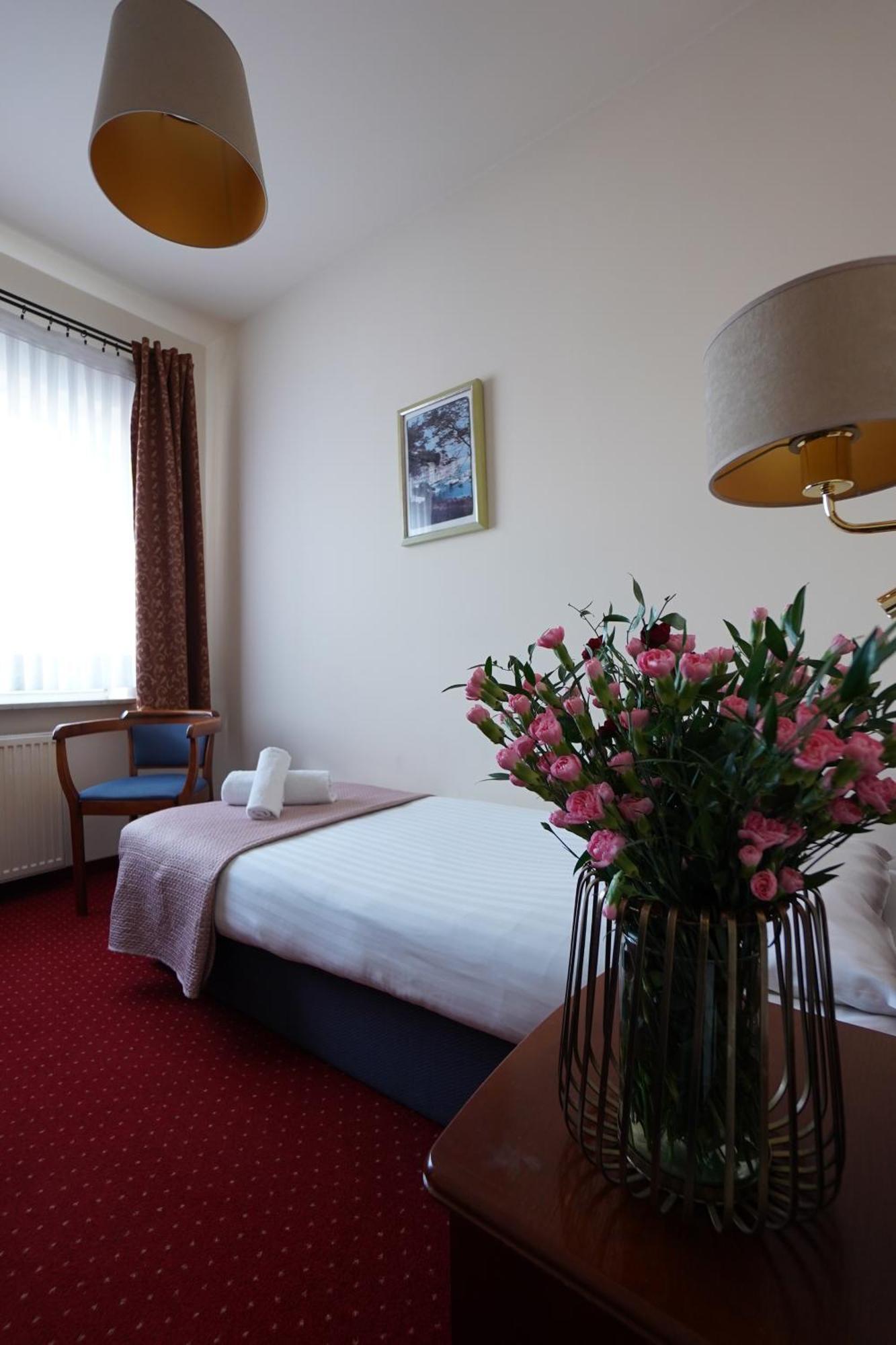 Hotel Sonex Czestochowa Luaran gambar